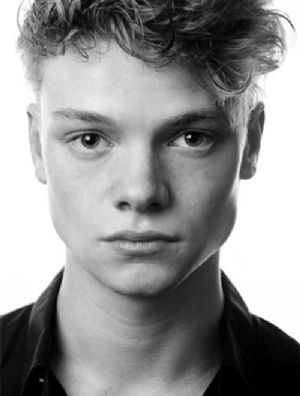 汤姆·里斯·哈里斯头像