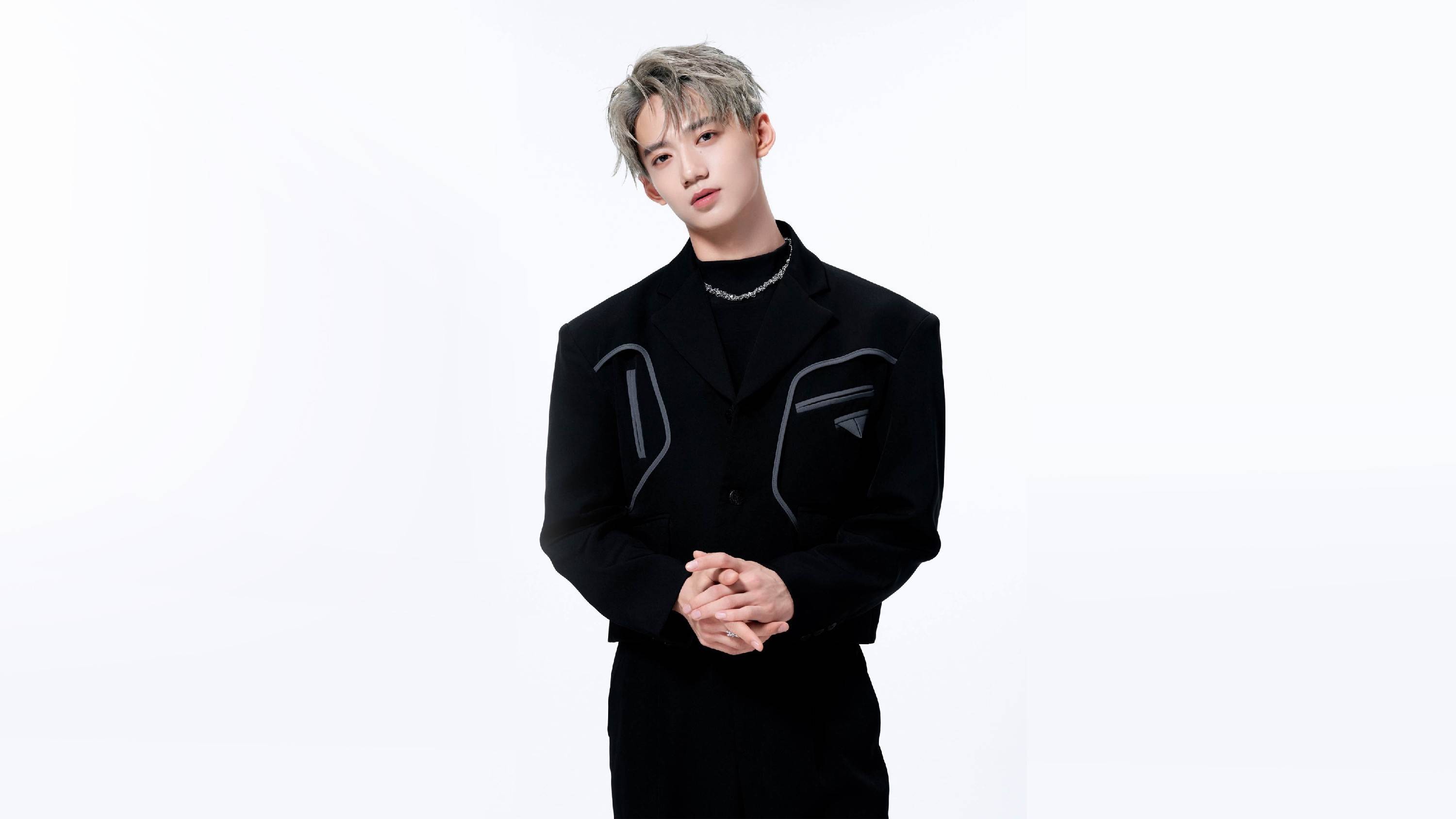 翟俊安强势晋级《星光闪耀的少年》第二阶段 突破自我舞技炸场封面图