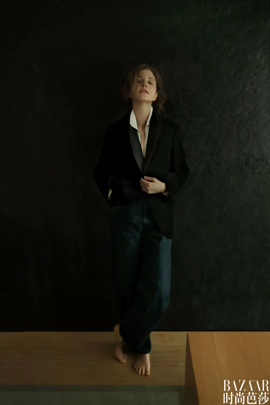 茹斯汀·特里耶：女性应该有自己的房间，哪怕是一个角落封面图