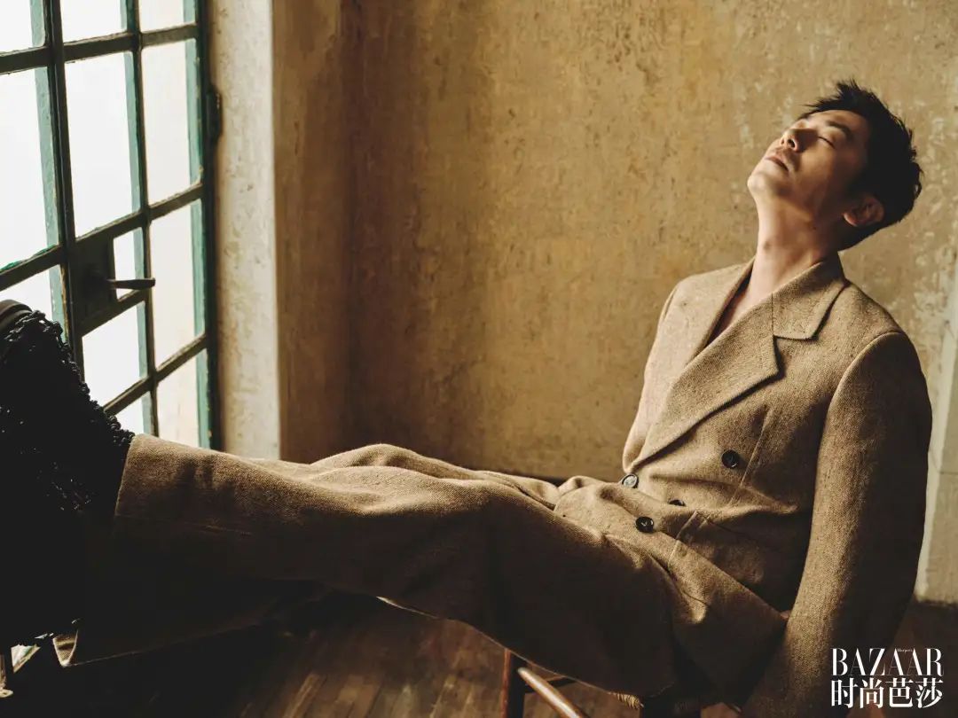 朱亚文：以声为舟封面图