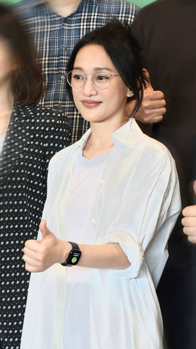 周迅方澄清《如懿传》拍摄期间剧组霸凌等谣言