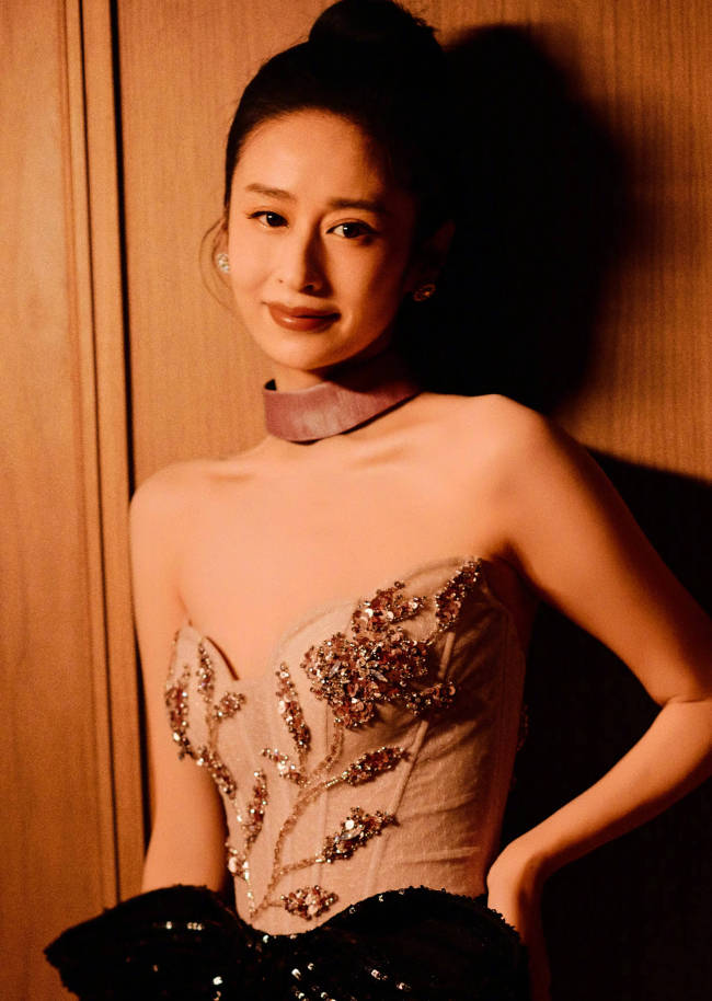 颖儿分享割胆手术经历 表示割胆并不可怕