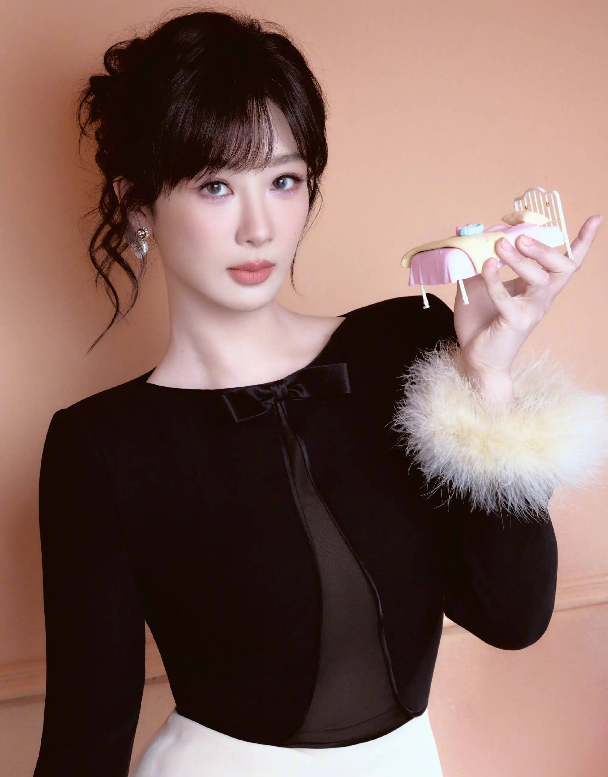 洽洽瓜子疑内涵杨紫剧集数据注水，粉丝喊话要求全平台道歉封面图