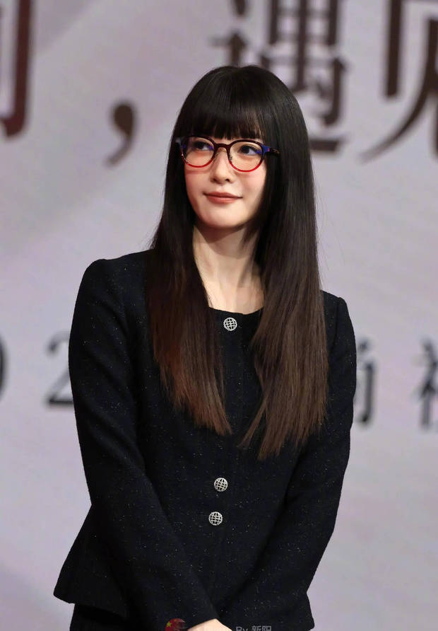 江疏影状态在线。