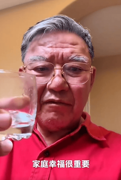 老戏骨李立群回应三个孩子都没结婚：家庭幸福很重要封面图