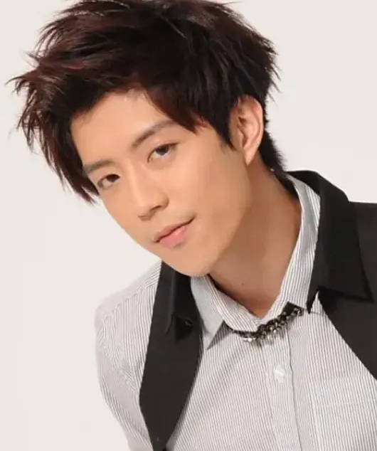 修杰楷陈柏霖棒棒堂小杰承认逃兵役