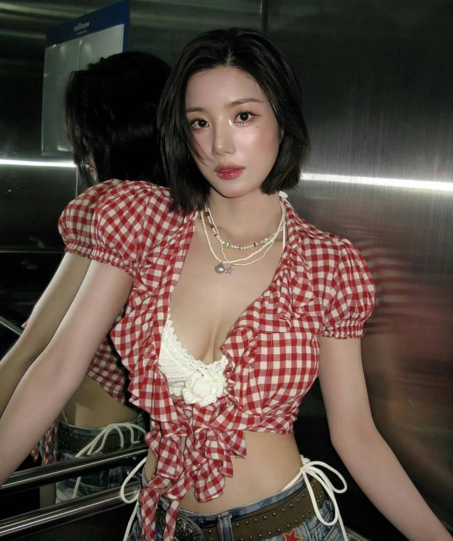 权恩妃因健康问题缺席音乐节！曾因性感舞姿引争议