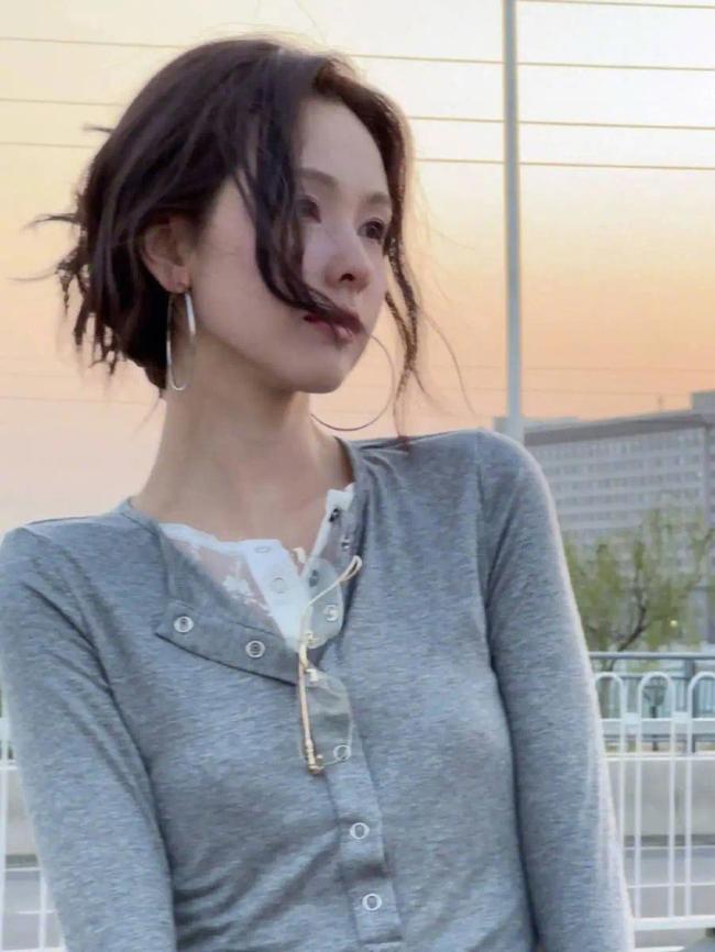 马匹受惊致陈都灵拍戏受伤？对接方：仅腿部擦伤