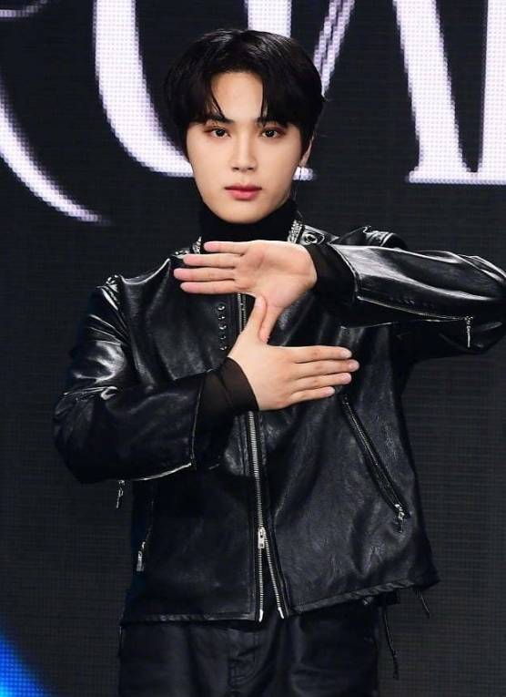 周鹤年被THE BOYZ全员取关社交账号