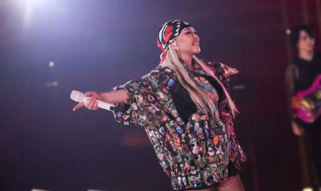 张惠妹方否认无限期停工 称阿妹对工作本就很随性