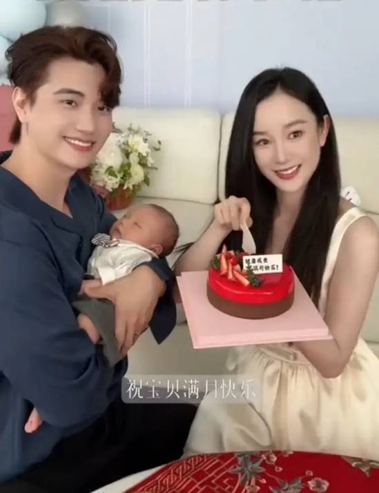 张檬晒儿子近照夸他是“天使宝宝”!透露计划二胎