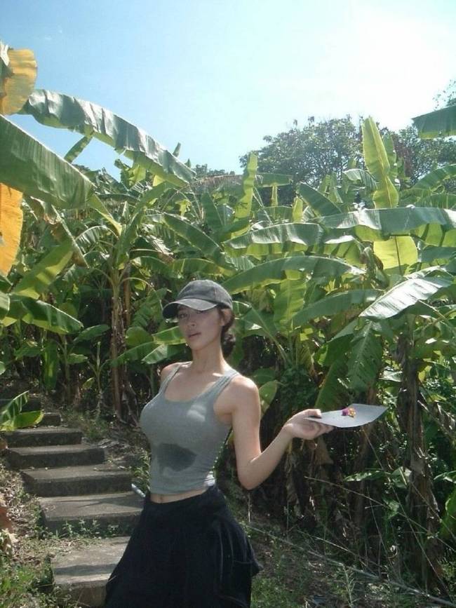 郭珮文晒登山照！秒变运动系美女香汗淋漓身材火辣