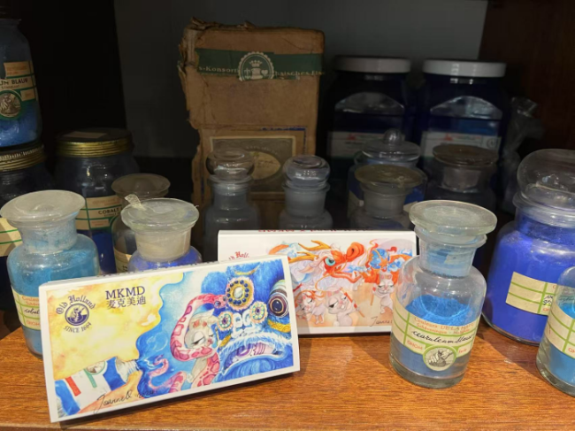 当传统工艺遇见当代艺术：老荷兰&乔男男蛇年限定水彩颜料礼盒重磅上市
