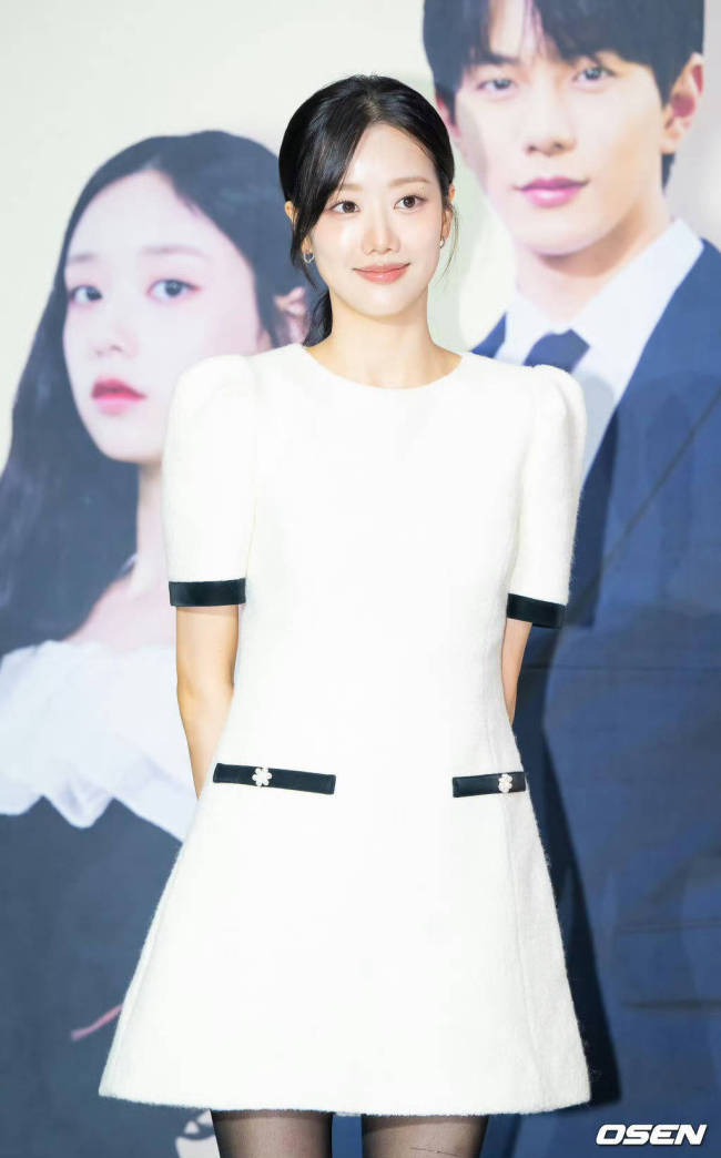 李娜恩时隔六年首次亮相 曾被曝队内霸凌引争议