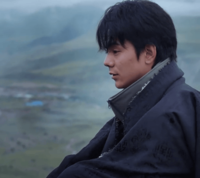 丁真自曝曾被人打电话辱骂 全程听完却不反击