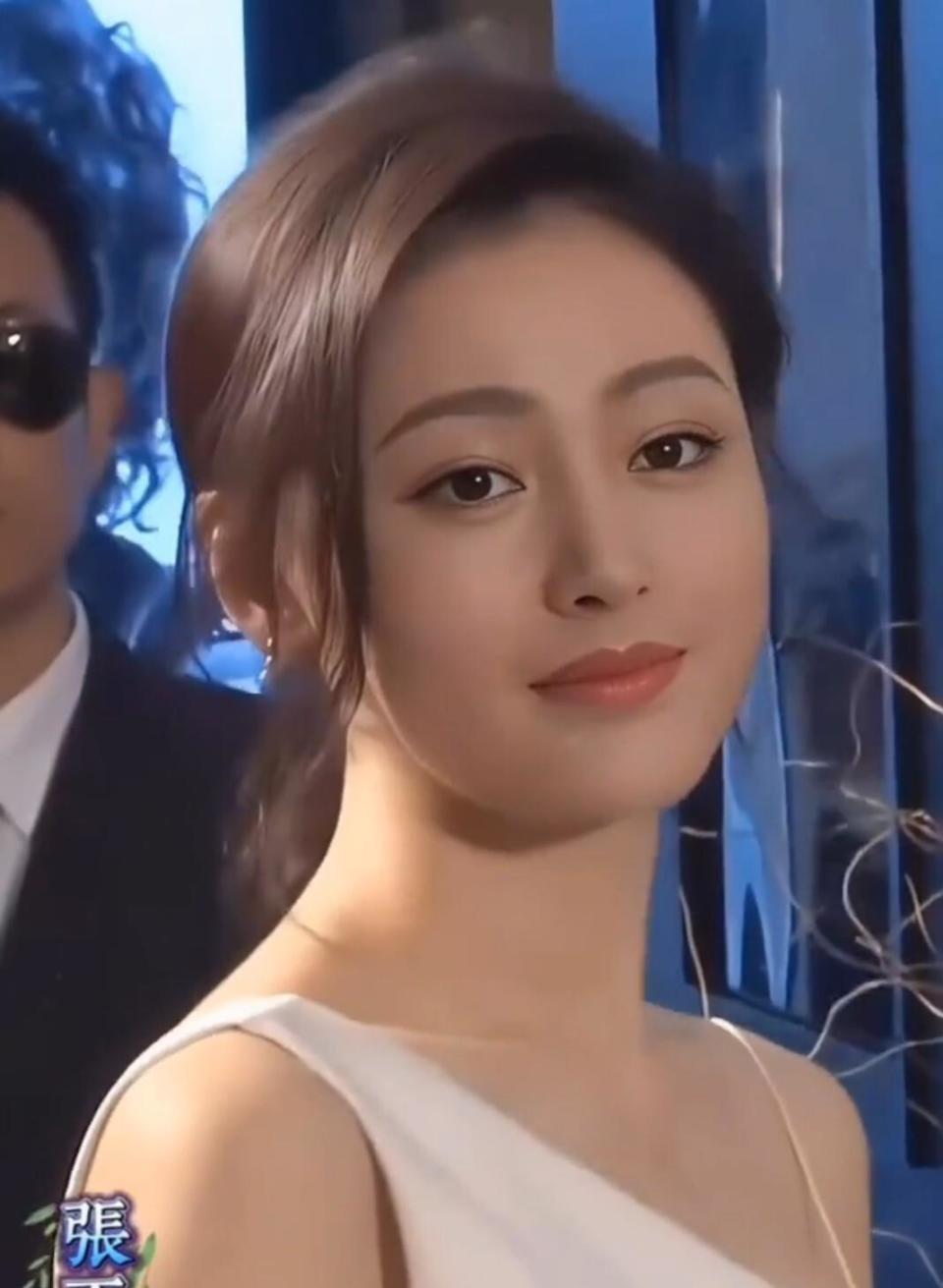 零下20度牵手，张天爱再度陷入情感风暴，三年情伤后勇闯争议区封面图