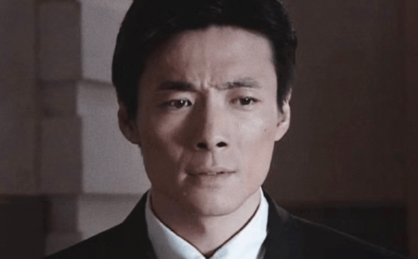 51岁无儿无女，24年做配，不玩微博不炒作的祖峰，才是“娱圈清流”！封面图