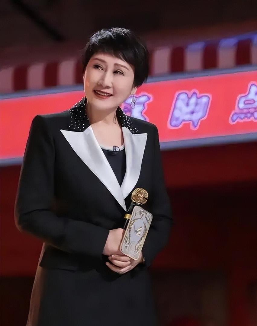 戏混子张凯丽，终于为自己的横行霸道付出了代价！封面图