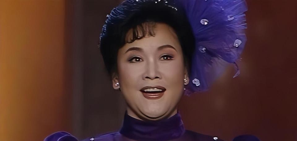 一张照片，揭露了李谷一的真实状况，难怪突然退出央视春晚封面图