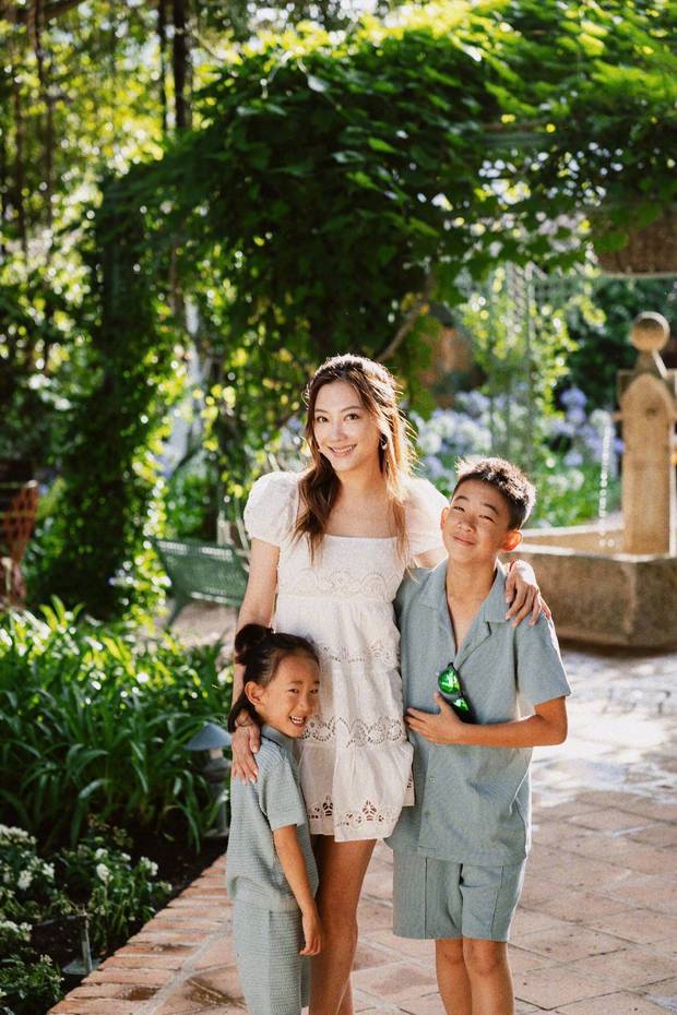 应采儿为Jasper庆12岁生日，母子三人同框超温馨封面图