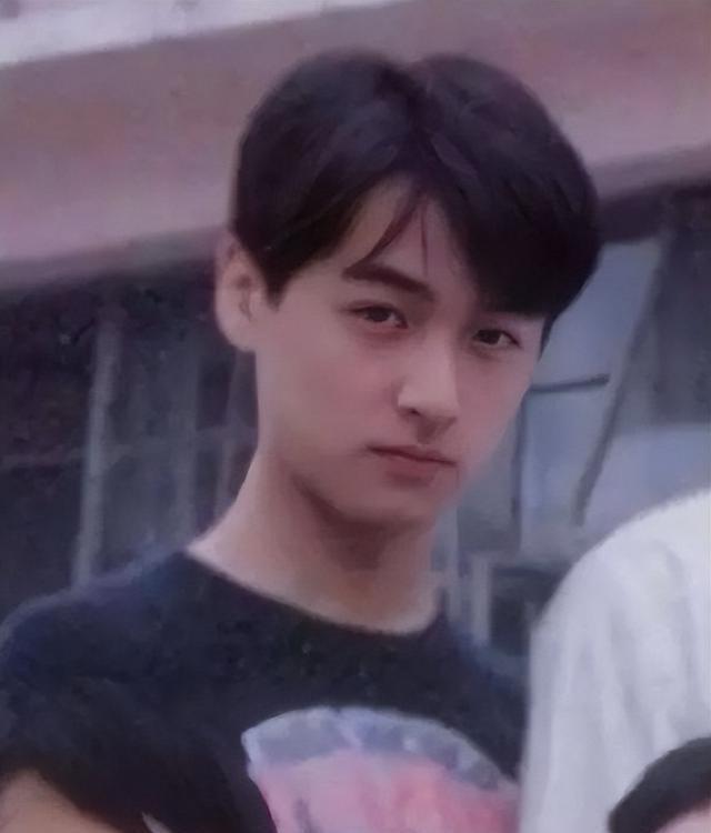 被传患肺癌住院8个月后，43岁胡歌近况曝光，再次警示中年人封面图