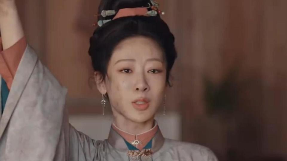 官媒罕见发声！怒批某圈 “见不得人” 操作，替杨紫出的这口窝囊气太解气封面图