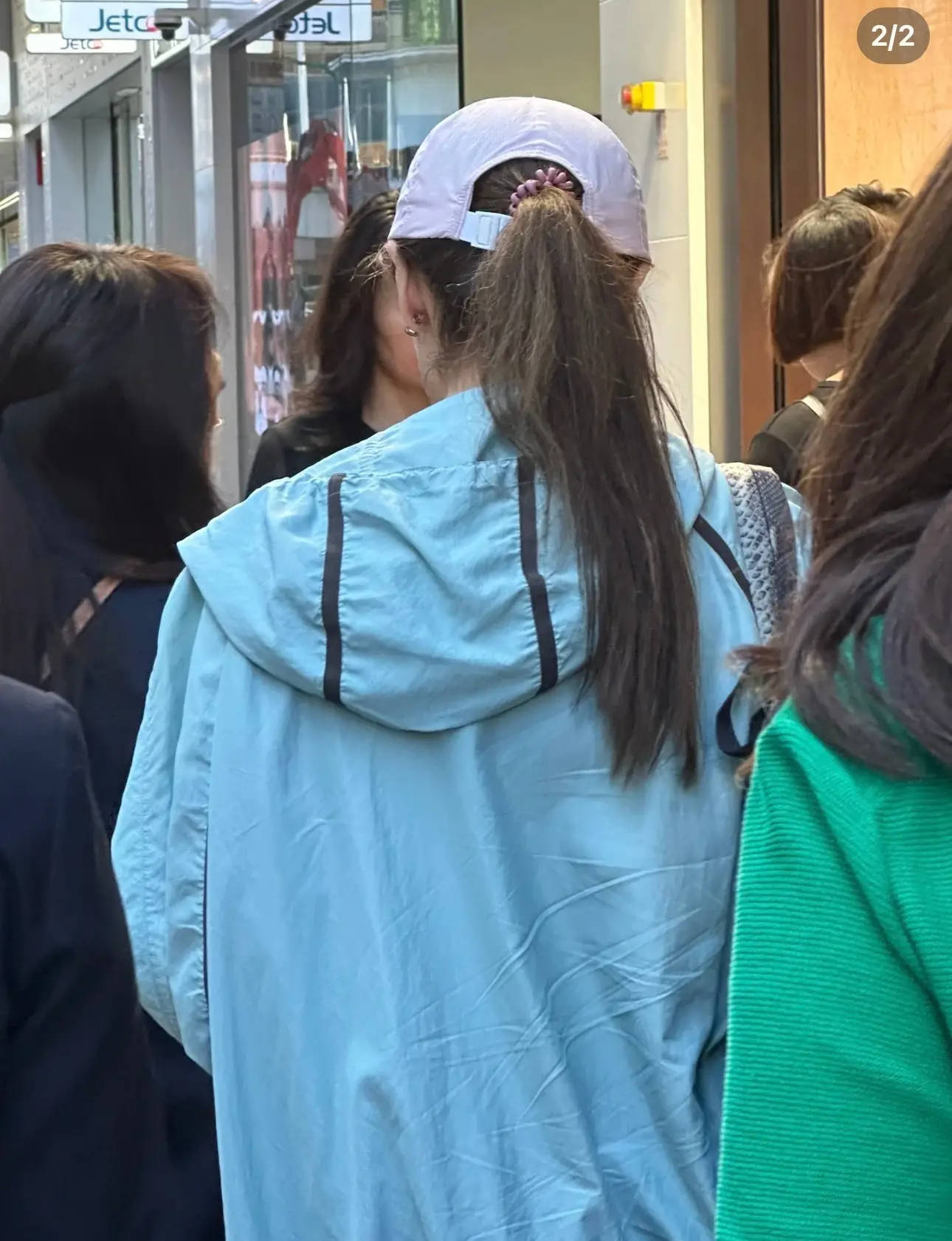 李嘉欣现身香港豪购！此前曝月领200万生活费，真·阔太日常封面图