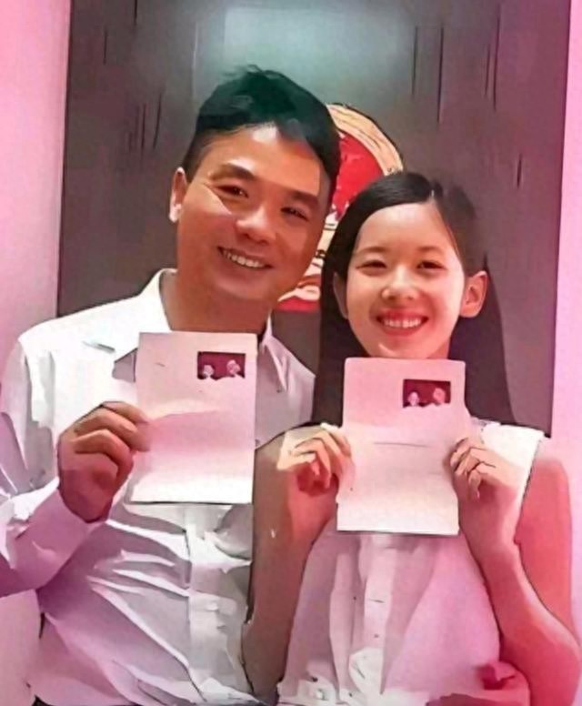 不装了！婚变传闻仅10天，31岁章泽天高调官宣喜讯，终于等到这天封面图