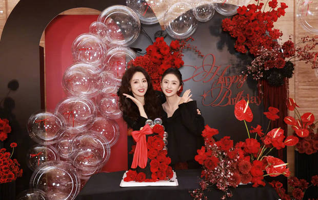 佟丽娅甜蜜送祝福晒合照为董璇庆生，张维伊短发站C位封面图