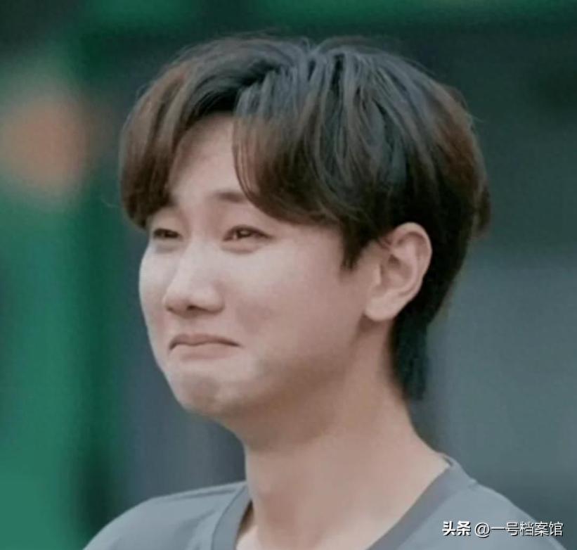 原唱风波一个月后，汪苏泷和张碧晨官宣同一活动，两人即将同台封面图